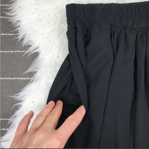 NEW Lunya high rise wide leg shorts - Picture 4 of 7